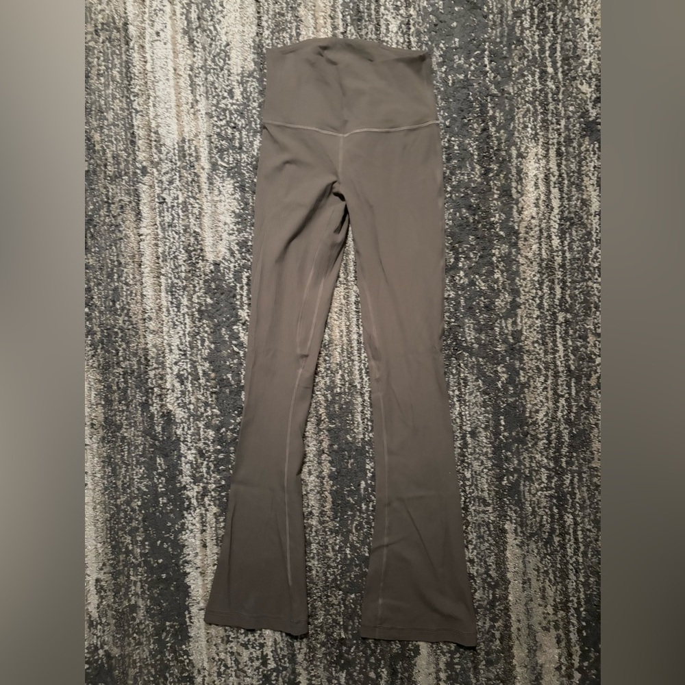 Lululemon High-Waisted Ribbed Mini Align Flares